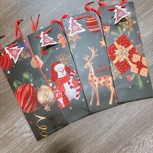 Festive Christmas Gift Bags Set